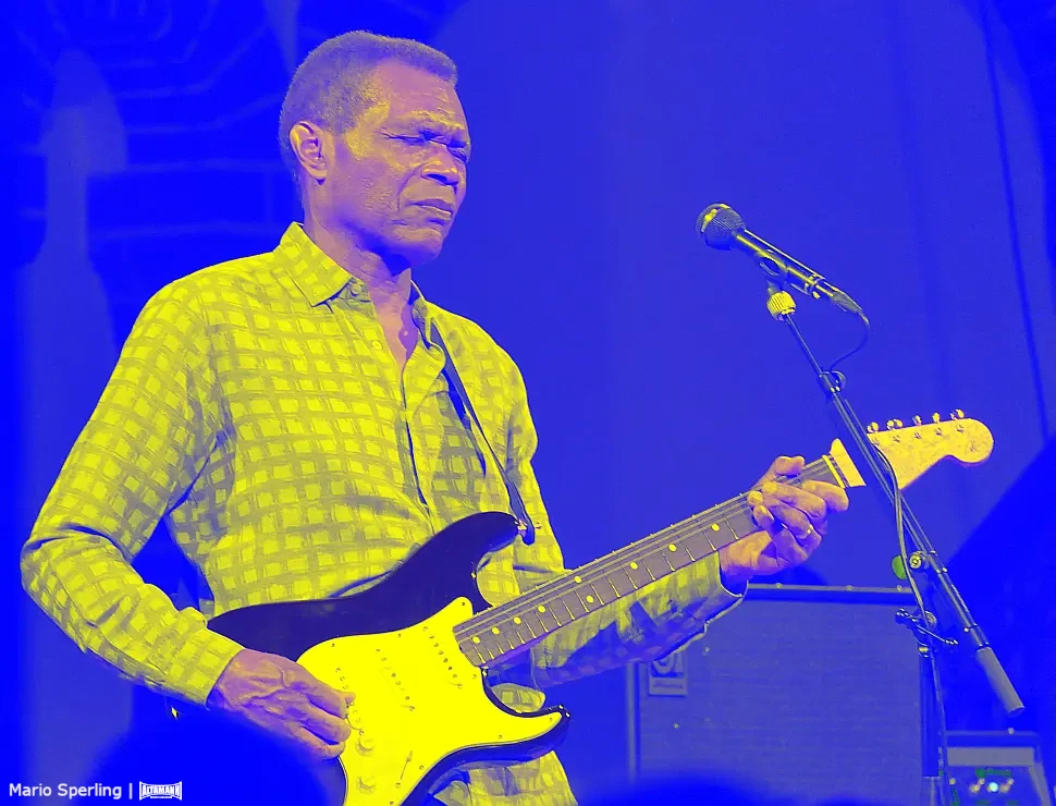 Robert Cray Blues