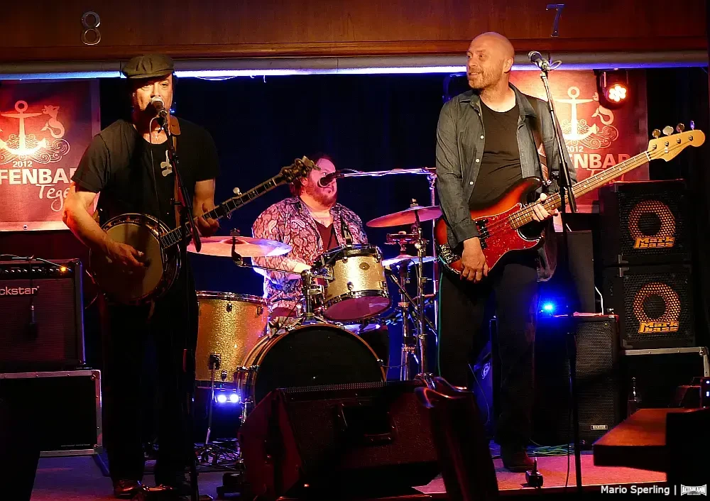 Die Scott Mickelson Band während ihres Gigs in der Berliner Hafenbar Tegel