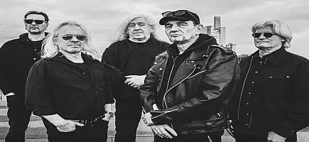 Black Rock Berlin Bandfoto Webseite 2 Beitrag