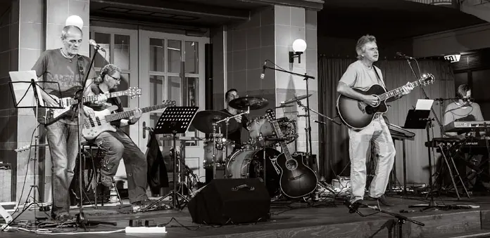 Gemeinsame Sache - Paul Bartsch und Band treffen Kuno (ex Renft) zum EinheiZkonzert