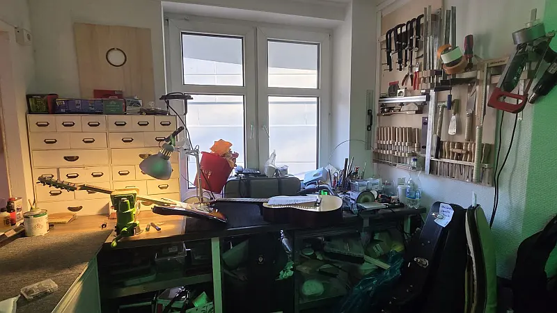 Berlin Guitar Lounge - große Werkstatt