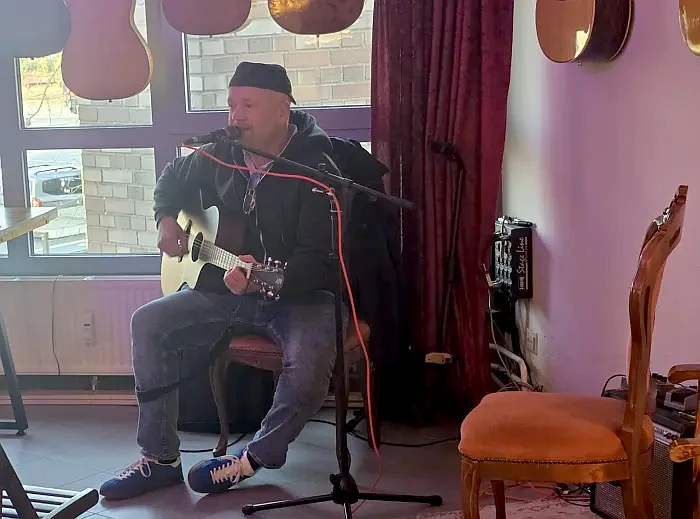 Ingroove Konzert in der Guitar Lounge Berlin