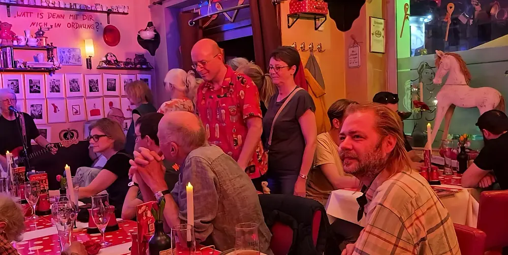 Blick ins Rund - Das Norman Beaker Trio im Kulturrestaurant Dicke Paula am 1. & 2. Mai 2026