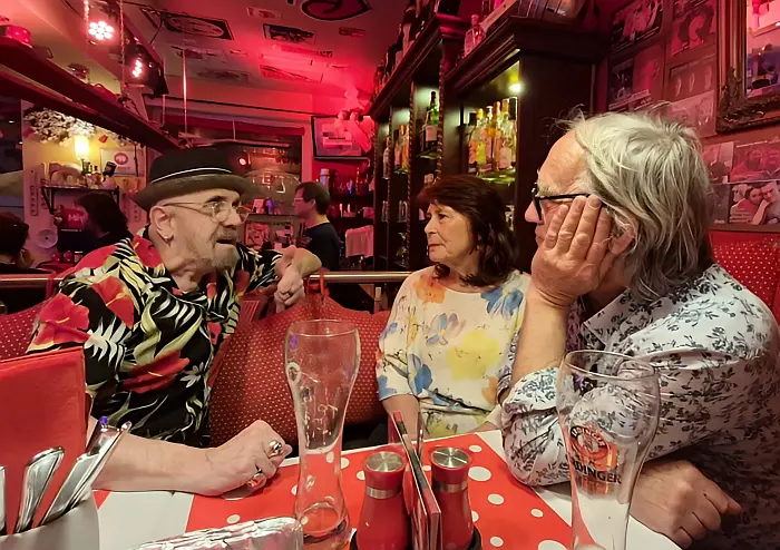 Im Gespräch, der ALTAMANN mit Rita & Kalle Kalkowski