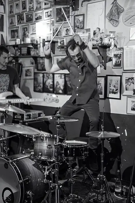 Marco Mattietti hebt ab - Das Norman Beaker Trio im Kulturrestaurant Dicke Paula am 1. & 2. Mai 2026