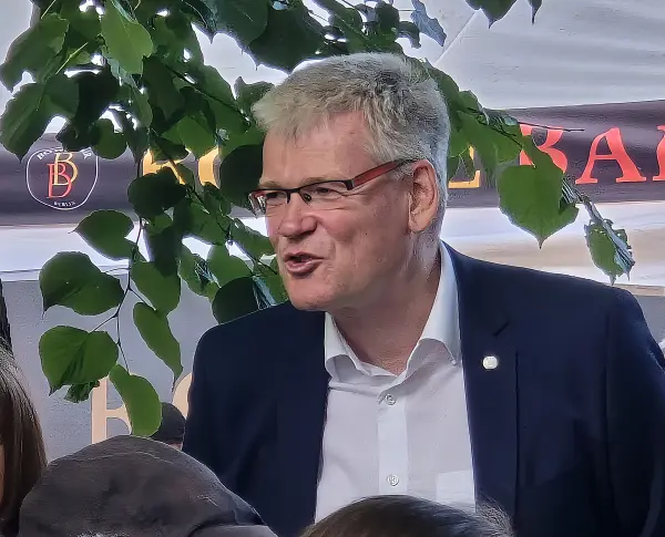 Interessant auch für Bundestagsabgeordnete- Helmut Kleebank MdB - Robert Gläser Powertrio Havelfest Spandau 2026