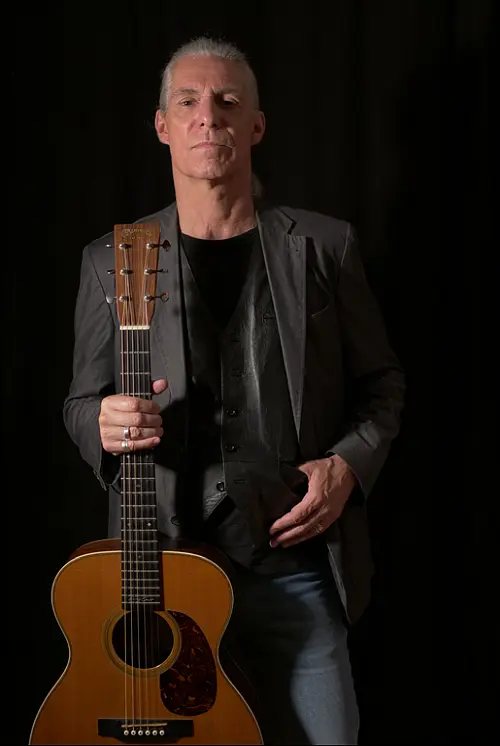 Ralph Brauner | one man – one guitar – one voice